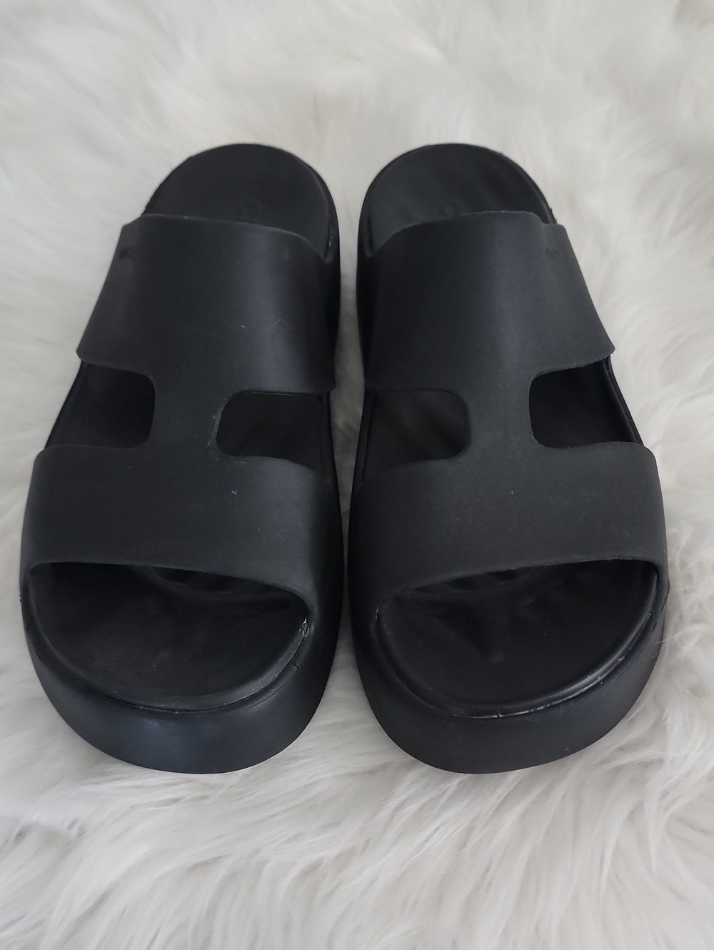 CROCS Womens Black Platform Slip-On Double Strap Sandals